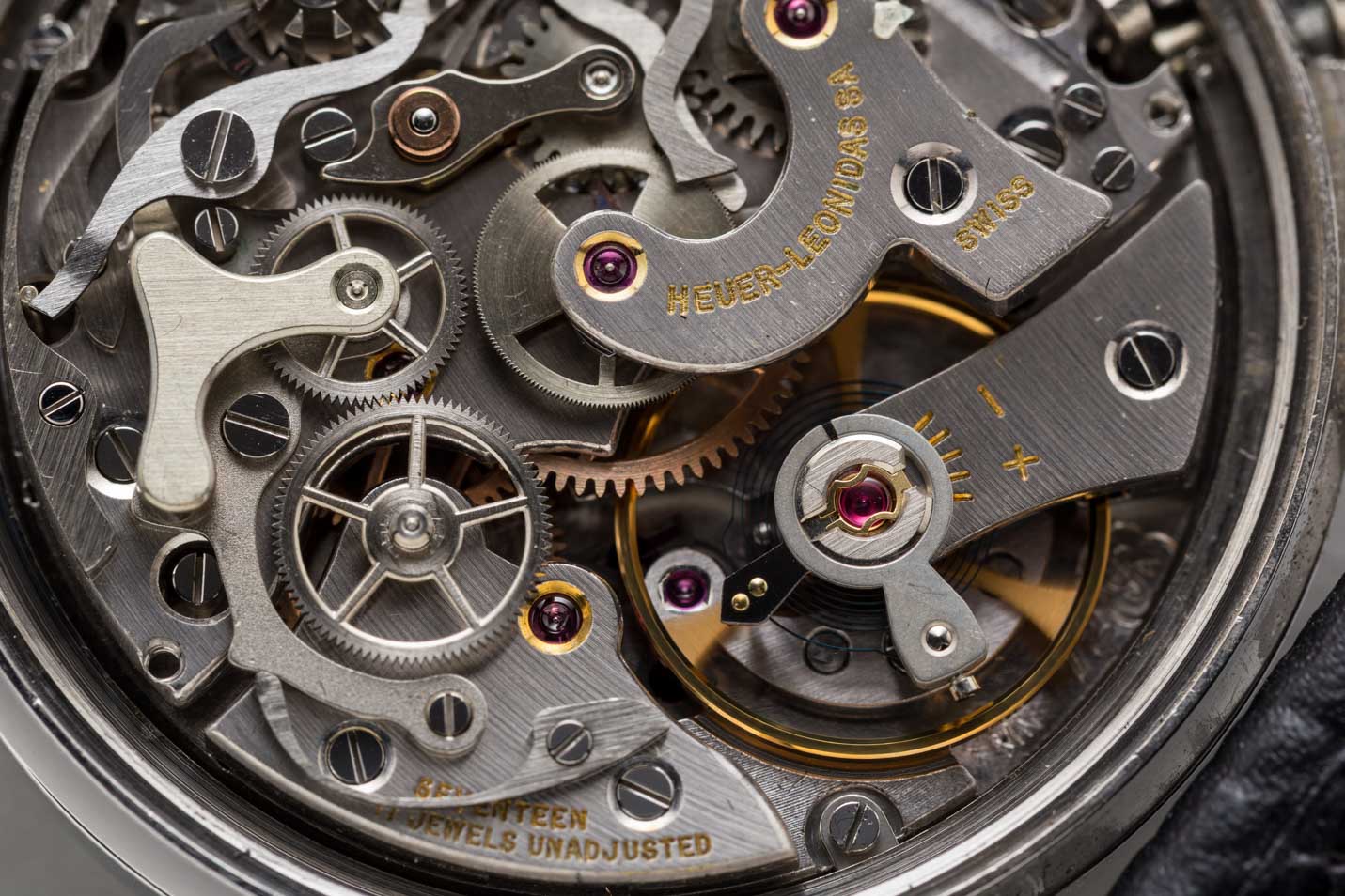 Heuer Oversize Vintage Chronograph view 7