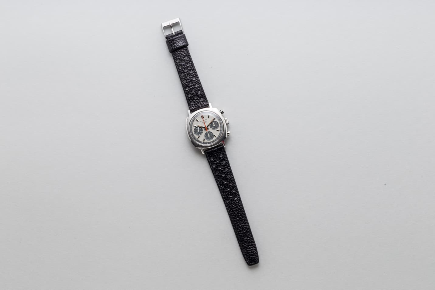 Heuer Camaro Exotic Vintage Chronograph view 2
