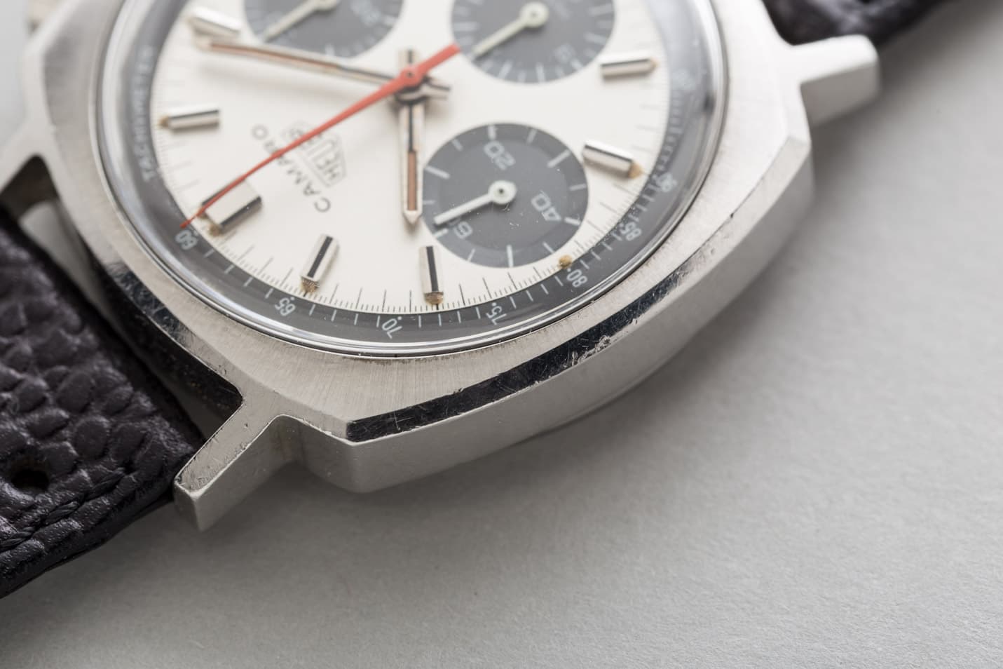 Heuer Camaro Exotic Vintage Chronograph view 4