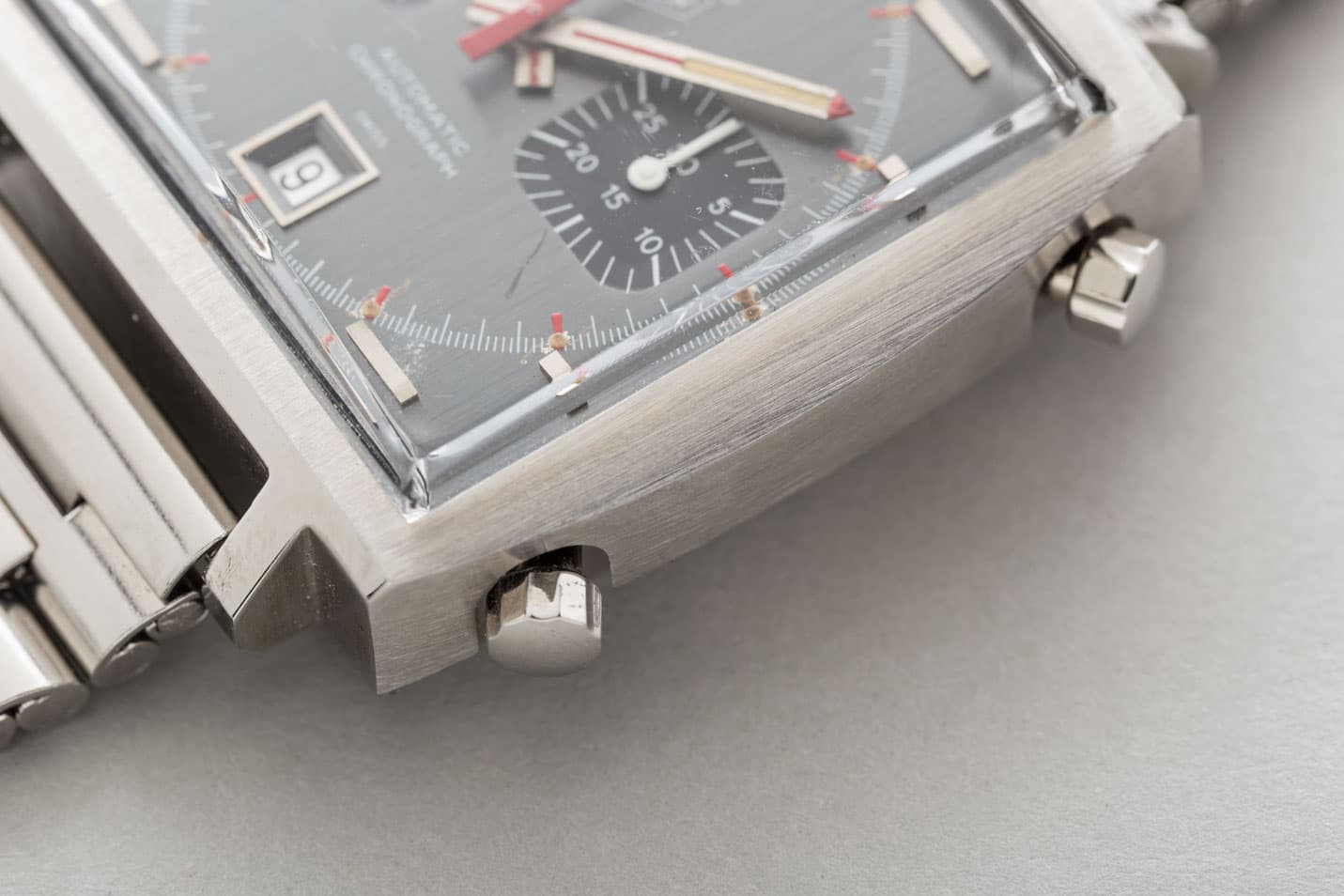 Heuer Monaco view 4