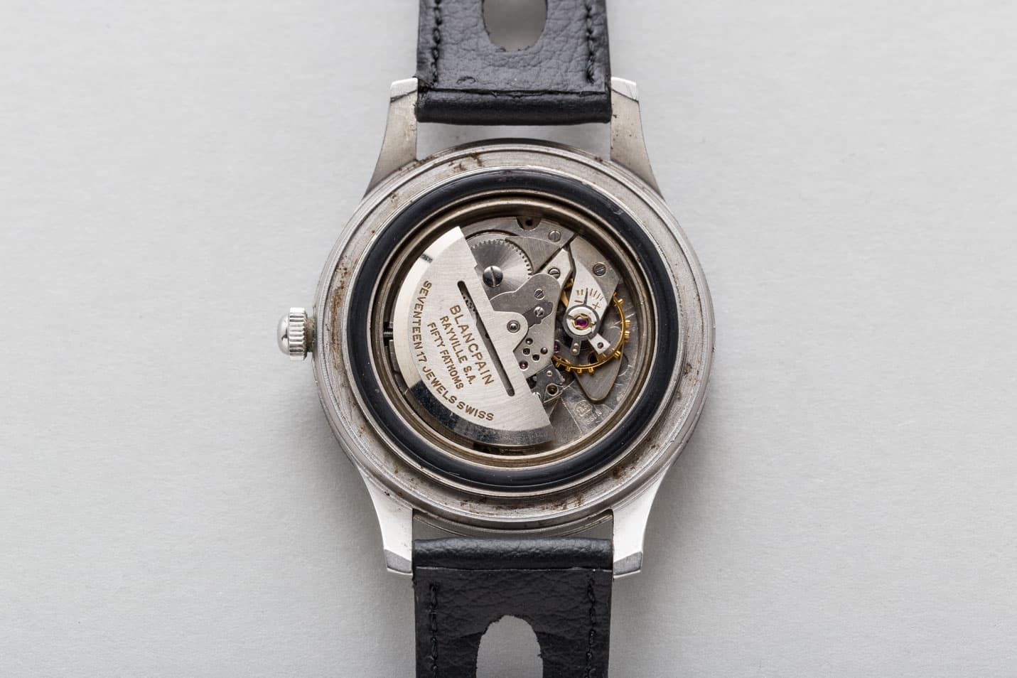 Blancpain 50 Fathoms Rotomatic Vintage Diver view 7