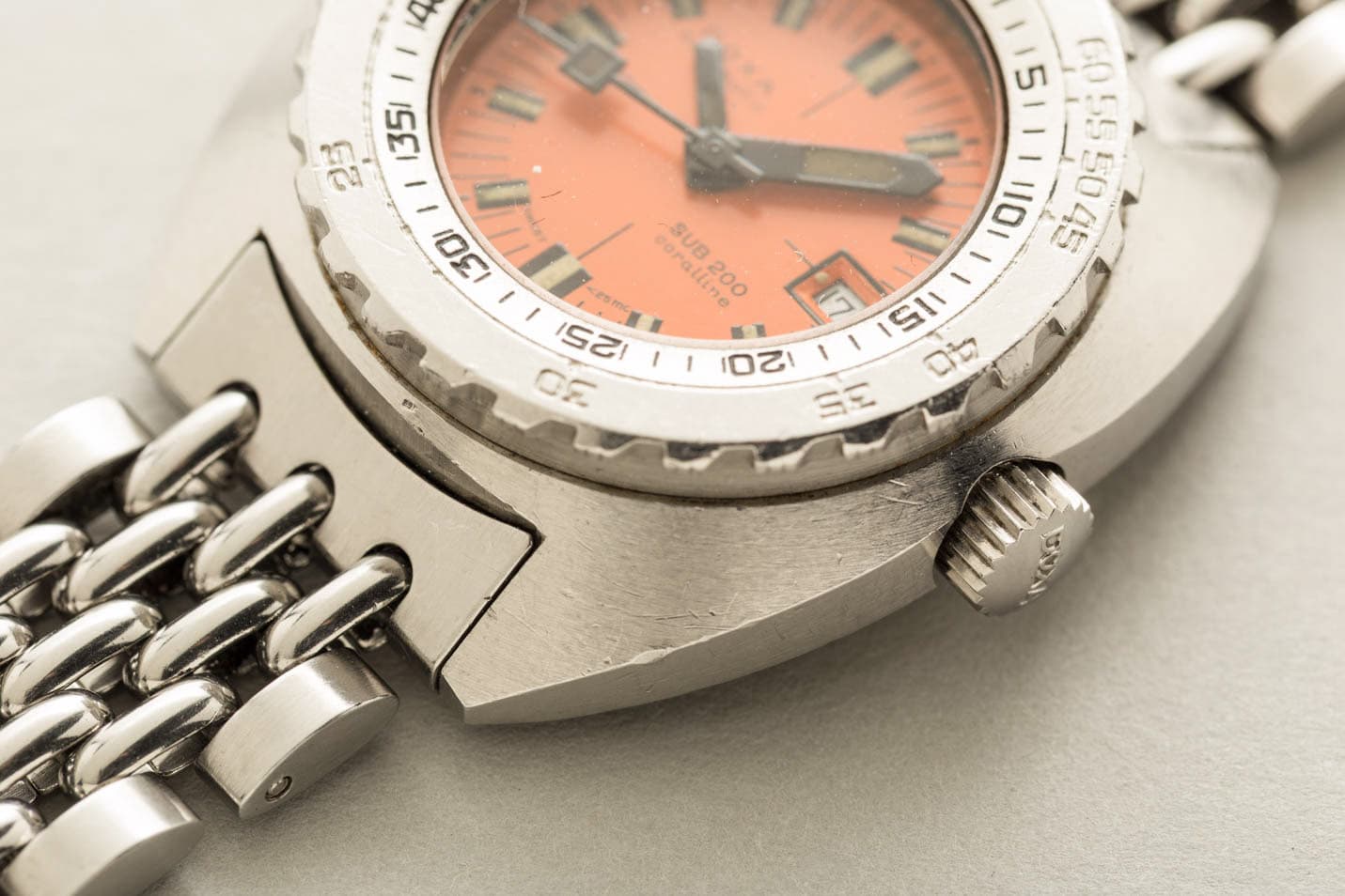 Doxa SUB 200 Coralline view 3