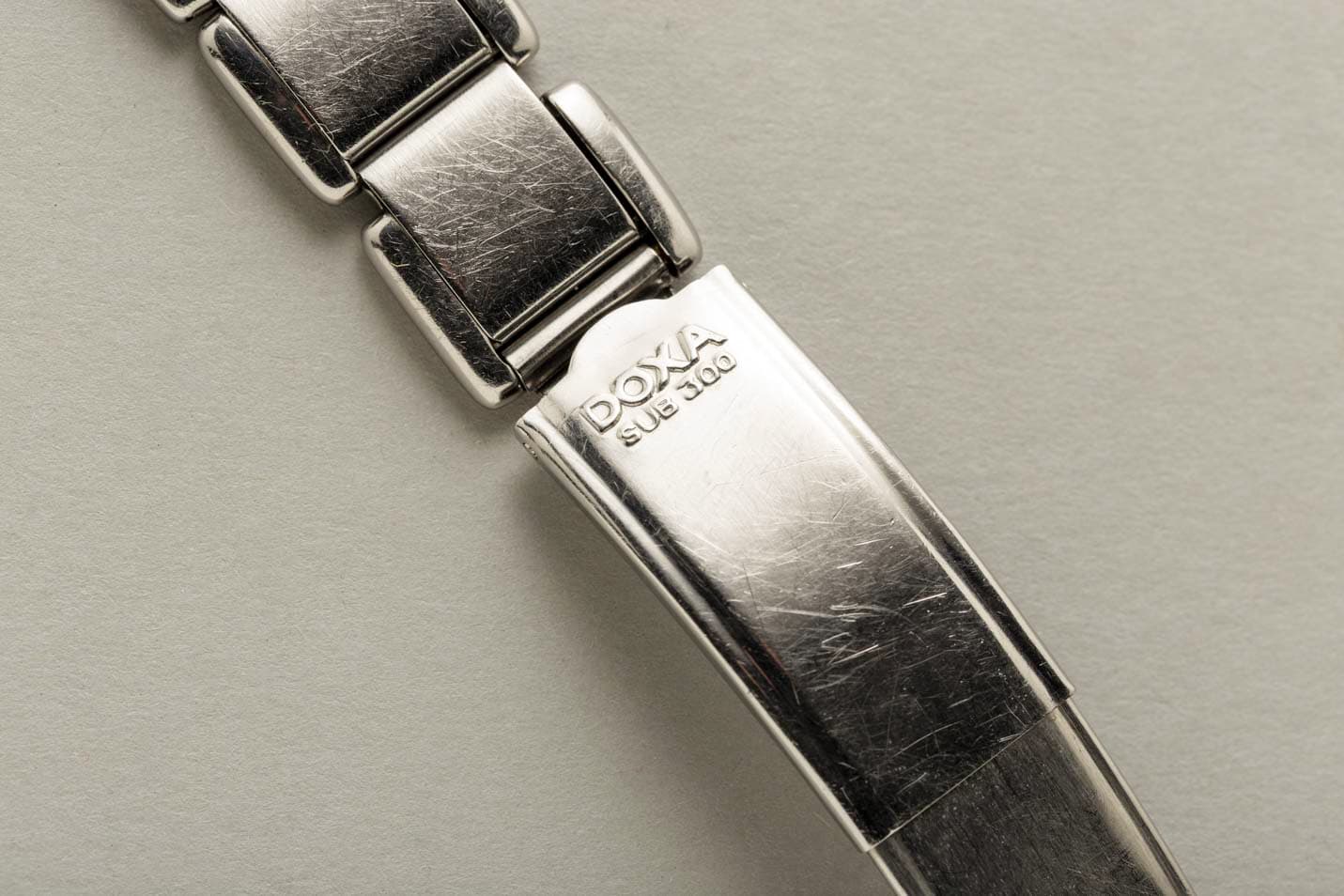 Doxa SUB 200 Coralline view 5