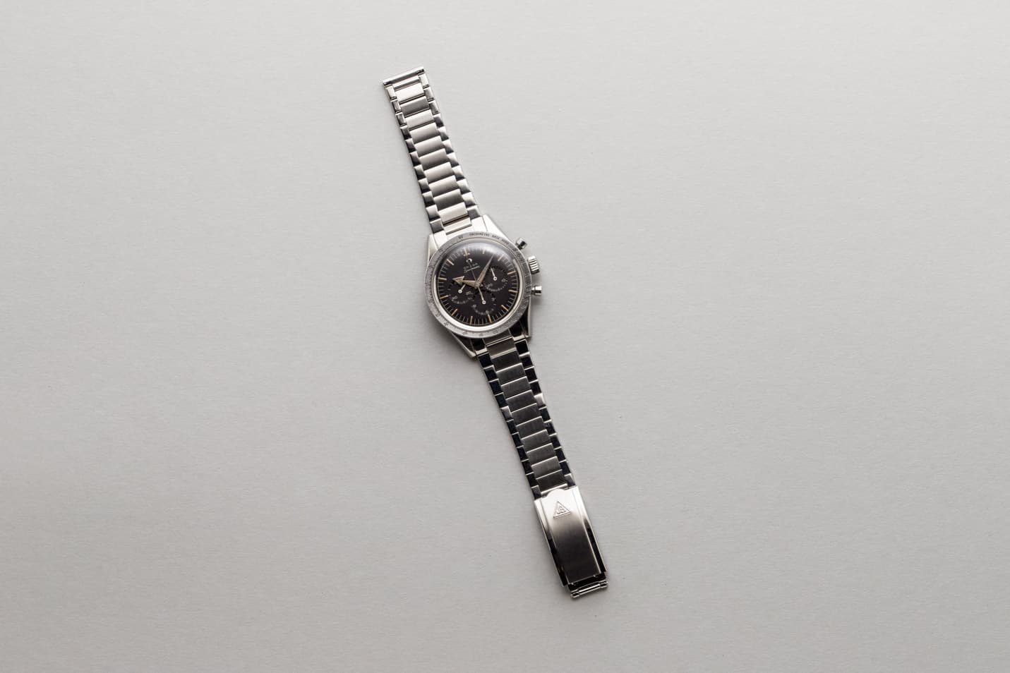 Omega Speedmaster CK 2915-1 view 2