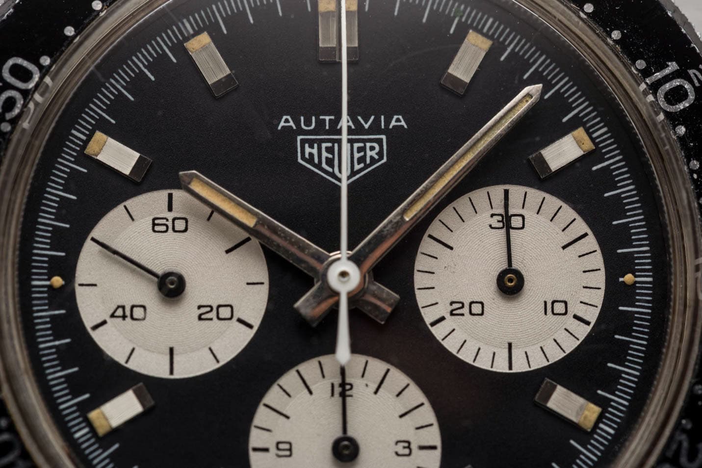 Heuer Autavia 2446C view 3