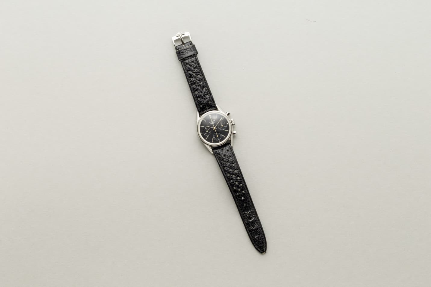 Heuer Carrera Vintage Chronograph view 4
