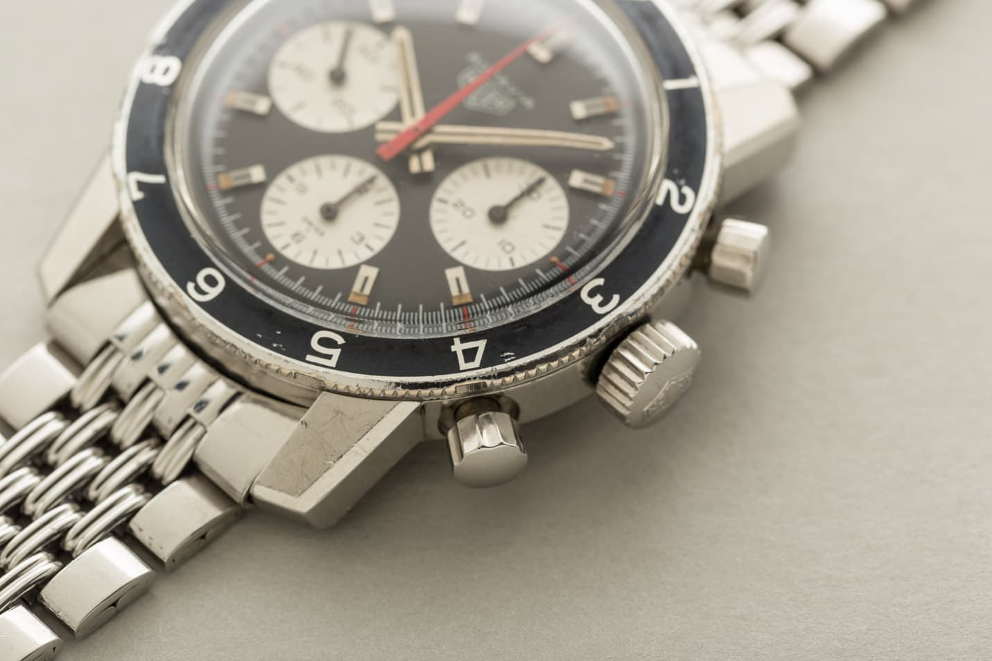 Heuer Autavia 2446C AAF view 3