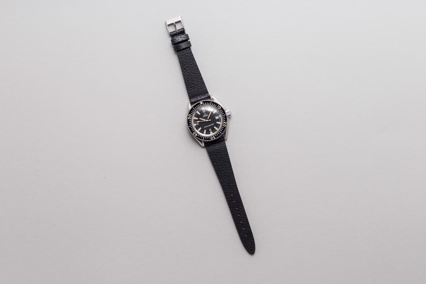 Omega Seamaster 300 view 2
