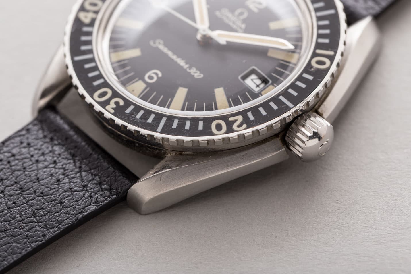 Omega Seamaster 300 view 4