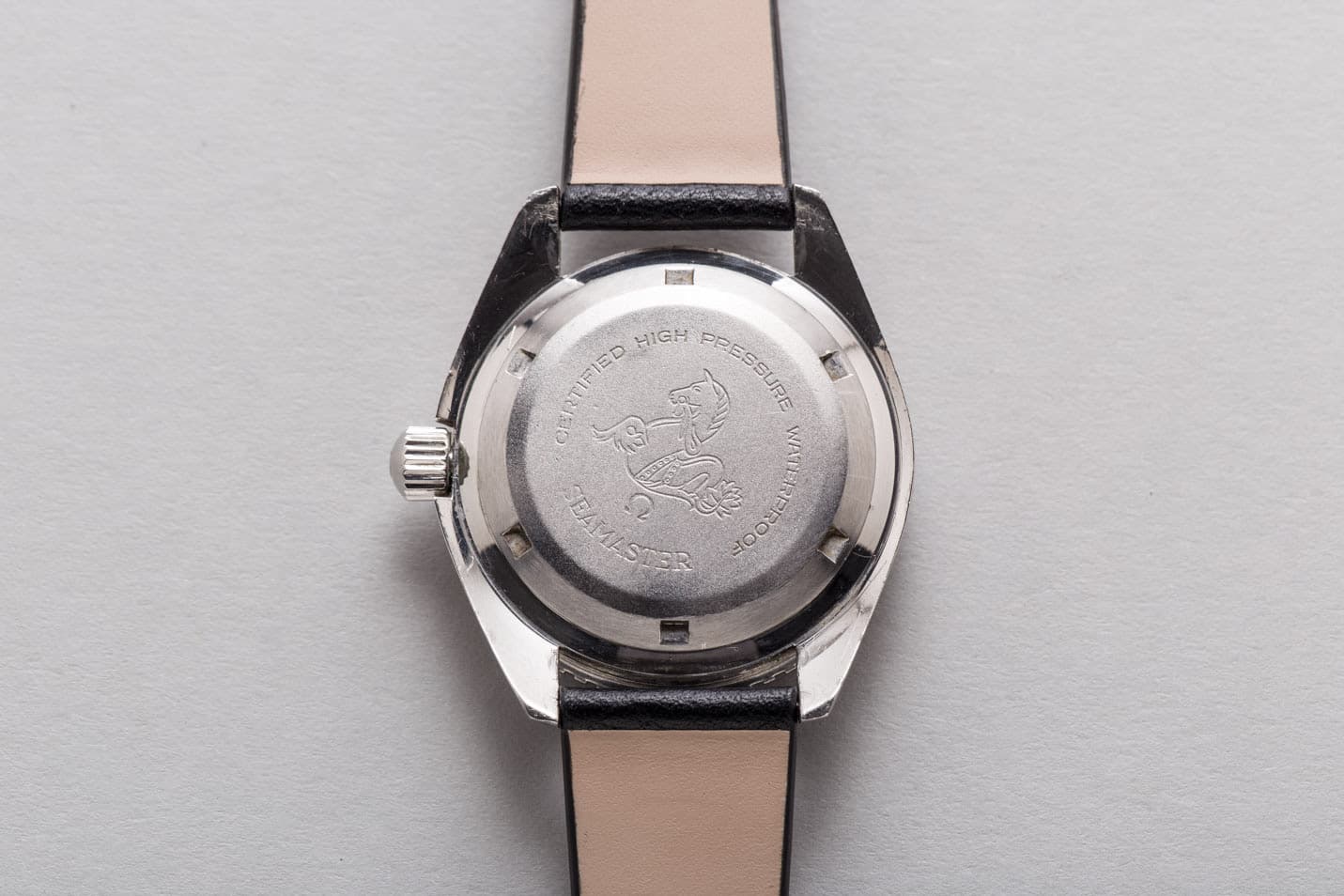 Omega Seamaster 300 view 8