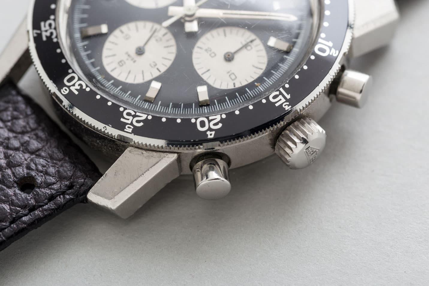 Heuer Autavia 2446C view 3