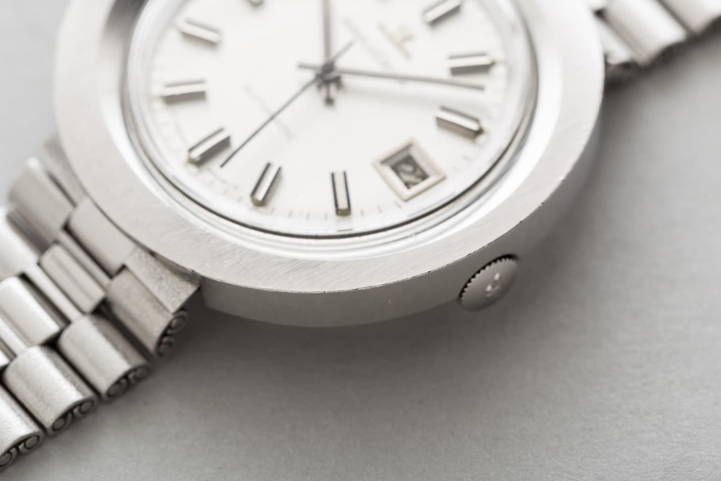 Jaeger-LeCoultre Disco Volante view 4